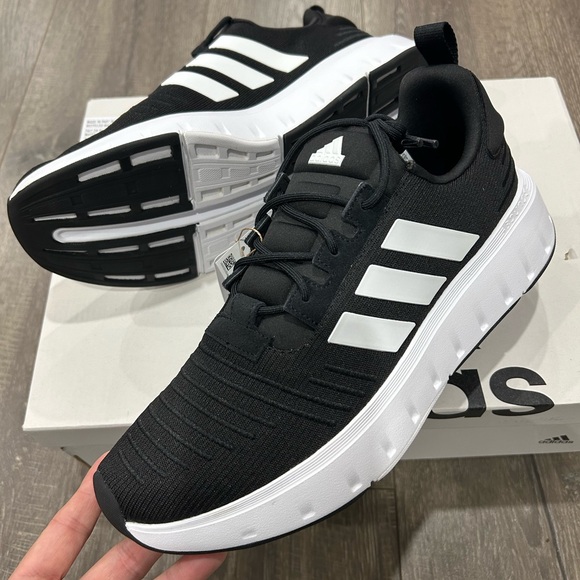 Men’s adidas swift run 23 shoes - Picture 1 of 6